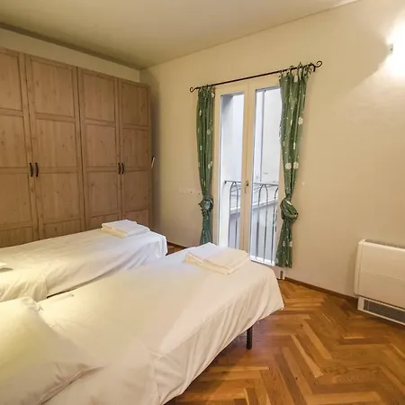 公寓 Azeglio Apartment, A Due Passi Da Piazza Maggiore